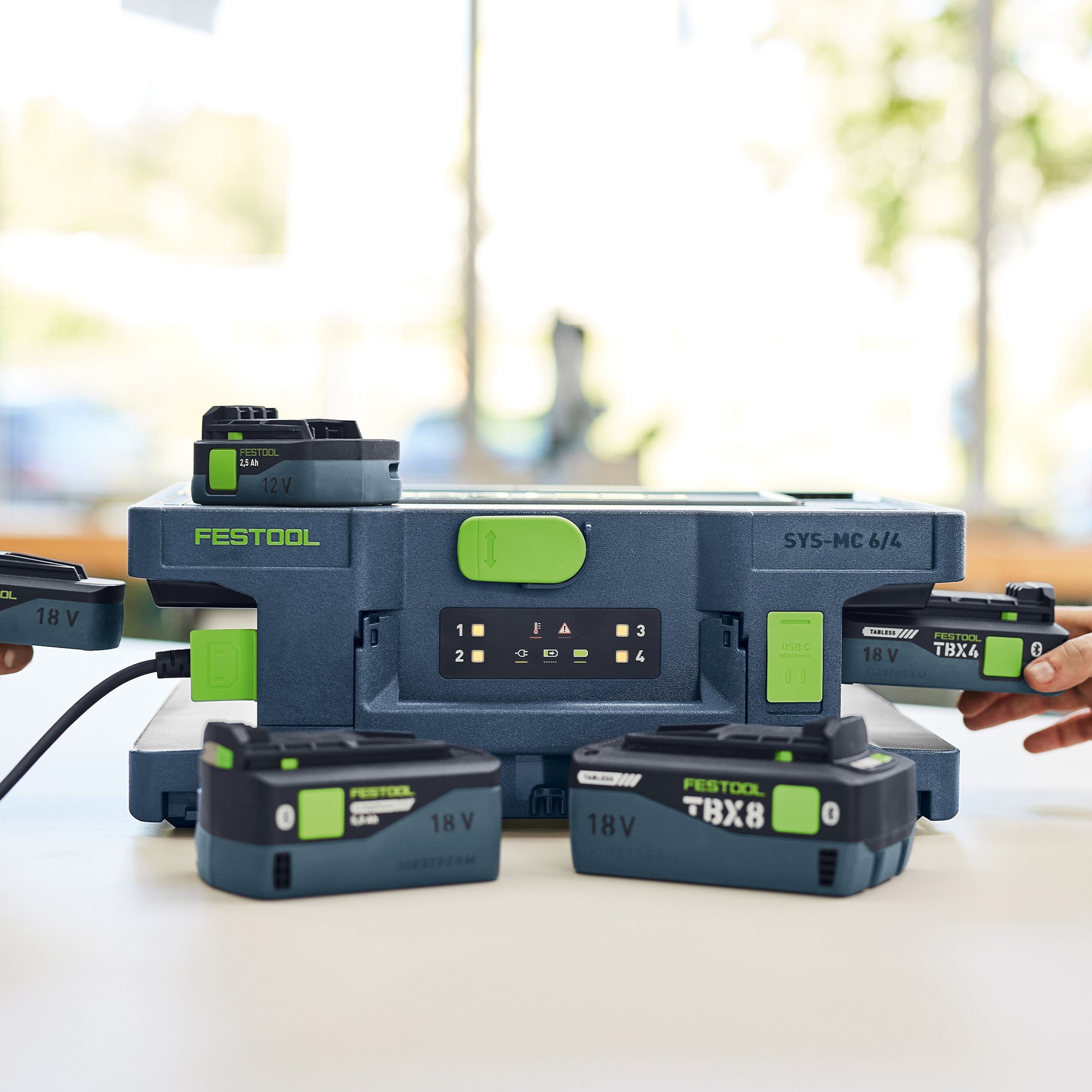 Festool 4-Bank Rapid Charger SYS-MC 6/4