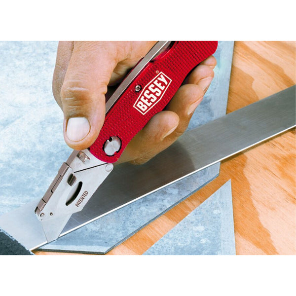 Bessey Folding Utility Knife - Aluminum Handle
