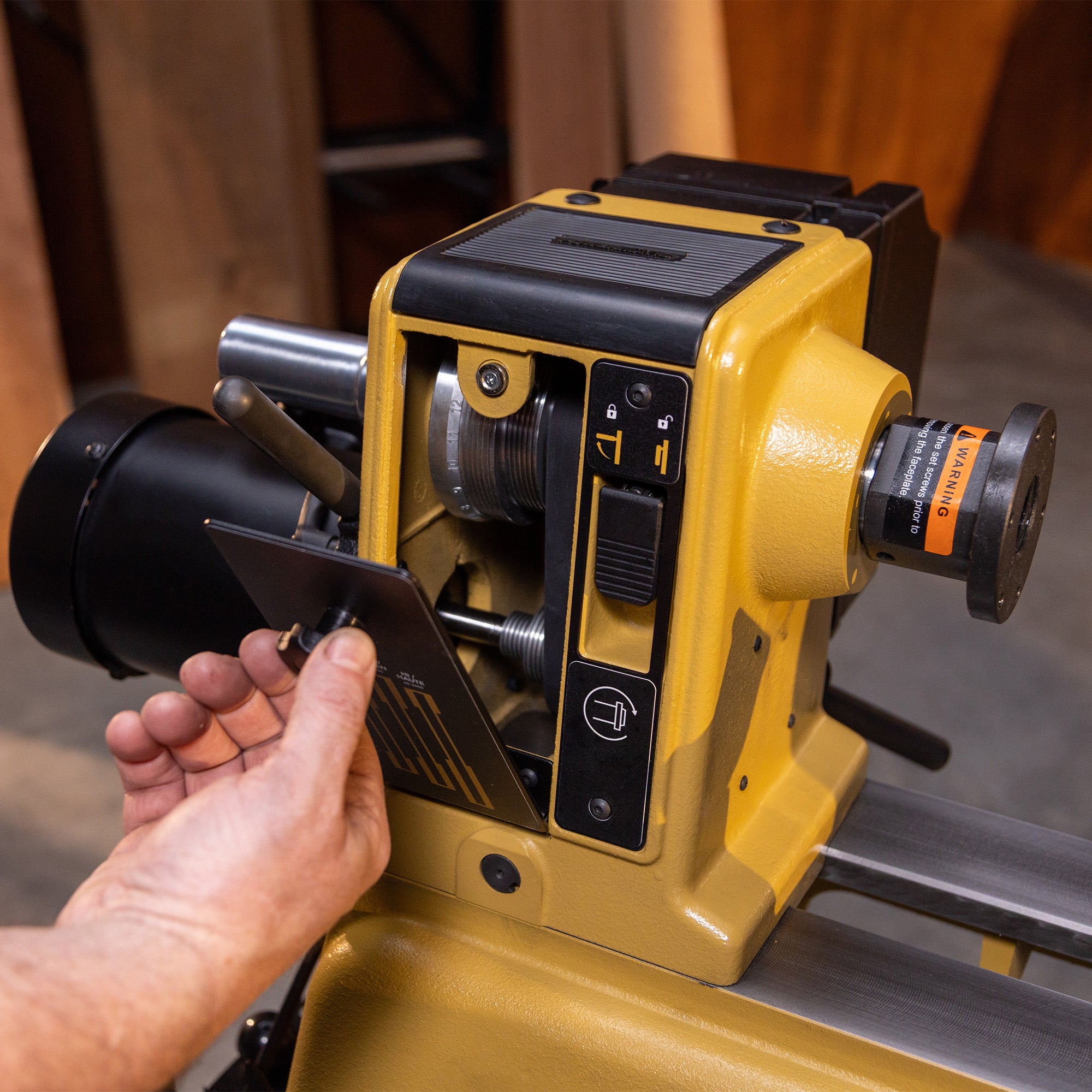 Powermatic 2014B Variable Speed Benchtop Lathe 14