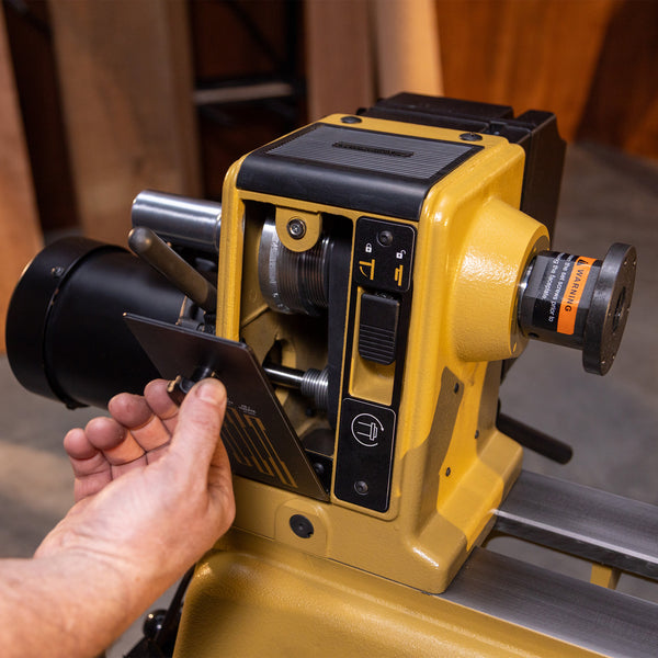 Powermatic 2014B Variable Speed Benchtop Lathe 14" x 20" with Stand