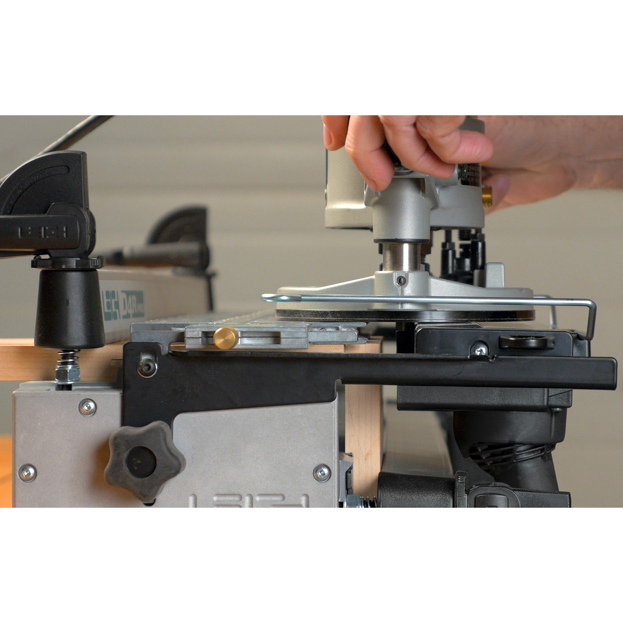 Leigh VRS Vacuum & Router Support for 24